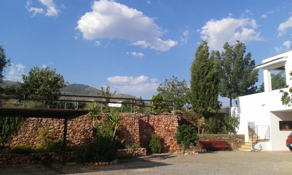 El Domingo En El Valle Fondón المظهر الخارجي الصورة